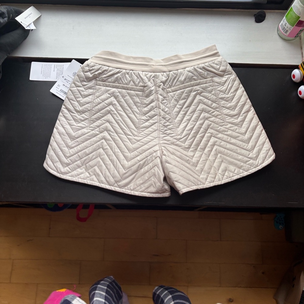 Athleta Women's Quilted Athletic Shorts in Beige - Picture 8 of 8
